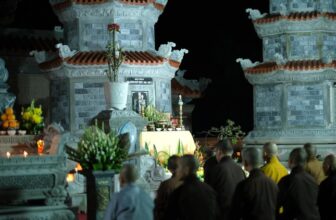 Lễ tưởng niệm cố Hòa thượng Thích Viên Nhơn và đặt đá trùng tu chùa Viên Ngộ