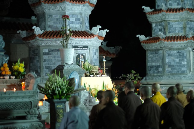 Lễ tưởng niệm cố Hòa thượng Thích Viên Nhơn và đặt đá trùng tu chùa Viên Ngộ